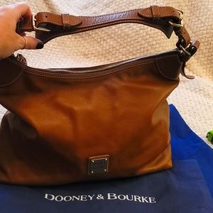 Dooney & Bourke Slouch Bag Natural